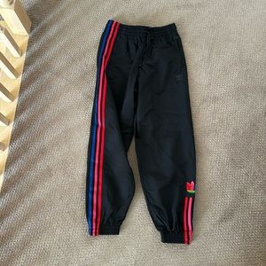 ADIDAS 3D trefoil 3 stripe jogger